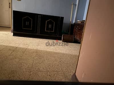 اثاث بحاله جيده  استعمال خفيف