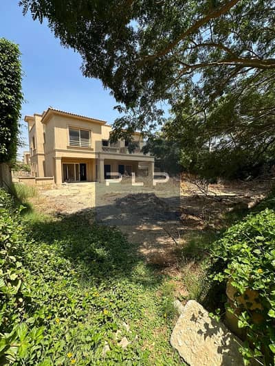 Standalone villa for sale in Paradise Compound—prime location, ready for immediate handover and viewing, offered at the lowest market price.