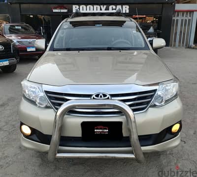 Toyota Fortuner 2013