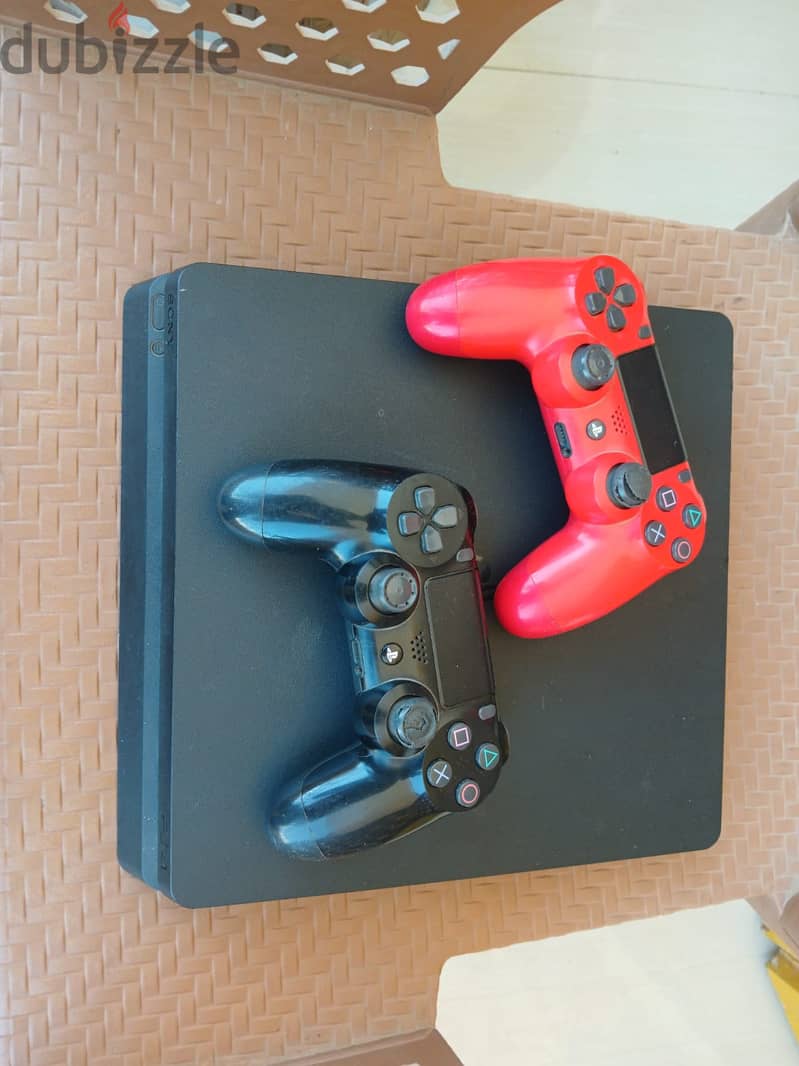 Playstation4 Slim 5