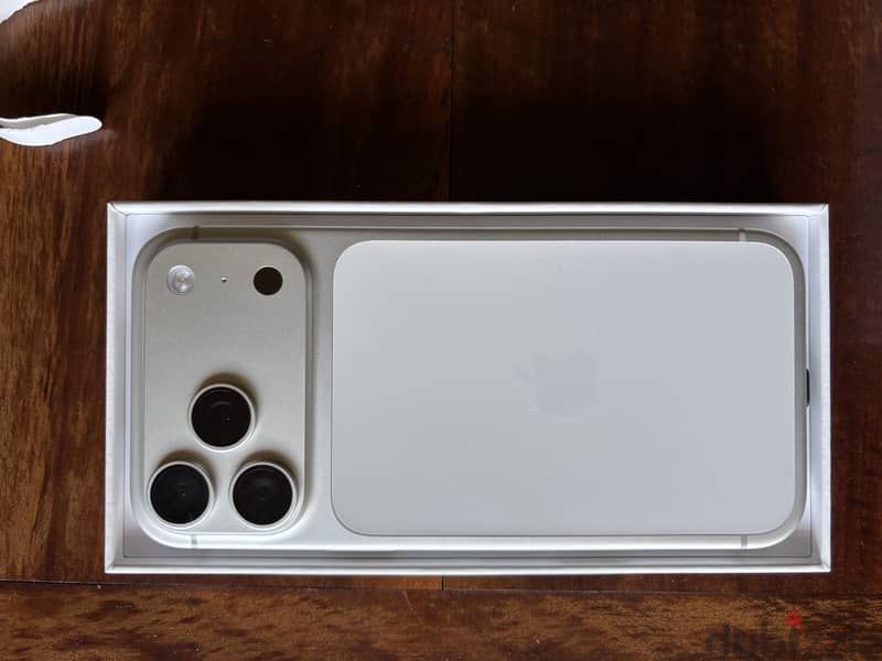Apple - iPhone 17 Pro Max 6
