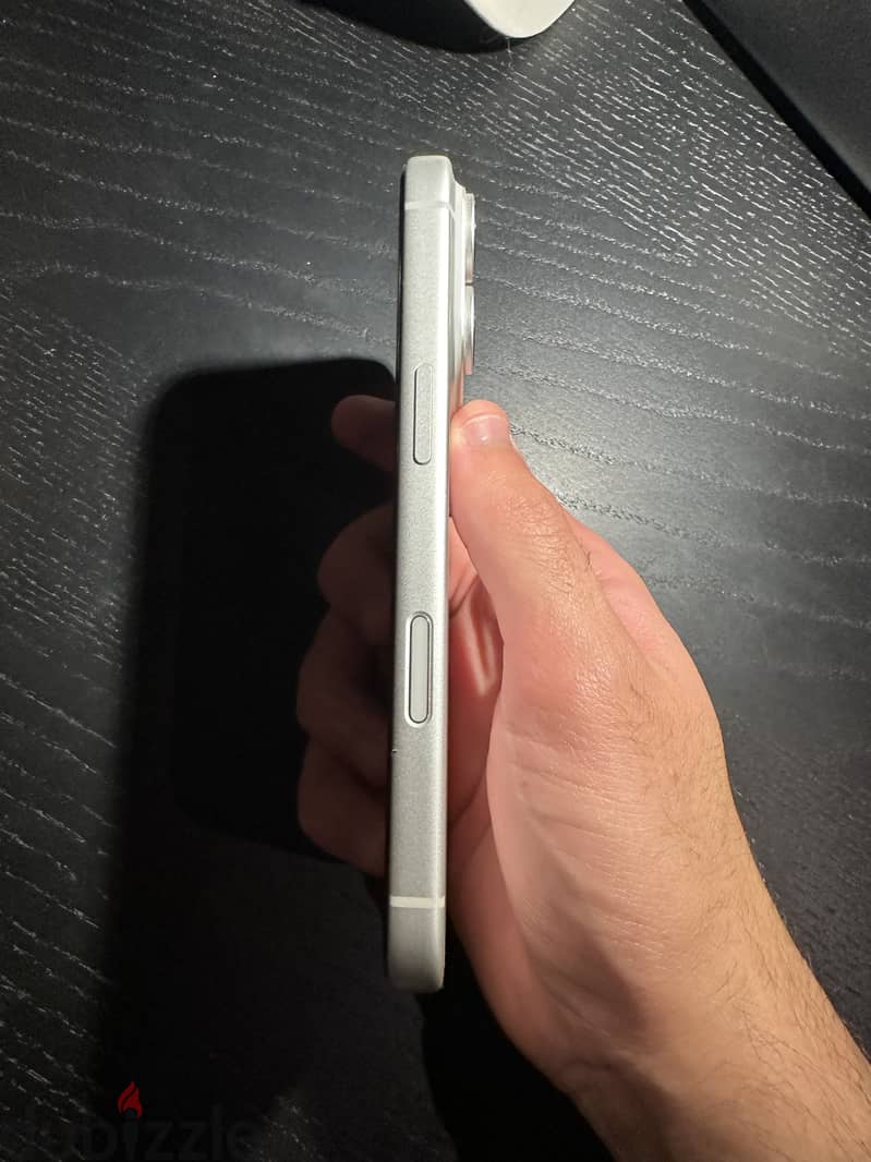 Apple - iPhone 17 Pro 2