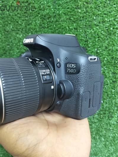 Canon 750D