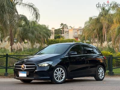 Mercedes-Benz B180   صيانات توكيل