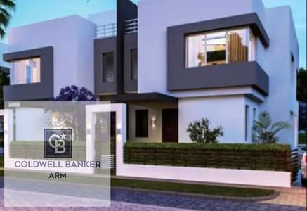 With a down payment of less than 10%, you can get a ready-to-move-in villa at Hyde Park, New Cairo.