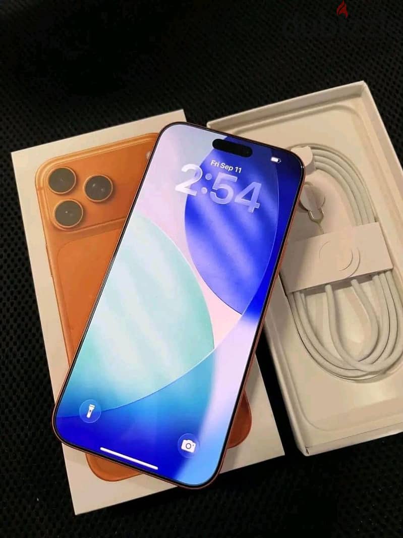 Apple - iPhone 17 Pro Max 3
