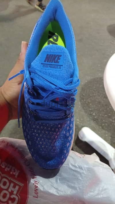 Nike Air Zoom Pegasus 35 أصلي جديد مقاس 41