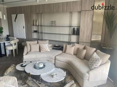 بخصم شقة كورنر بحري بالكامل تقسيط علي 12 سنة  علي محور الامل مباشرة للبيع في المستقبل سيتي في بترفلاي بجوار مدينتي و سراي وابراج the spine و بلومفيلدز