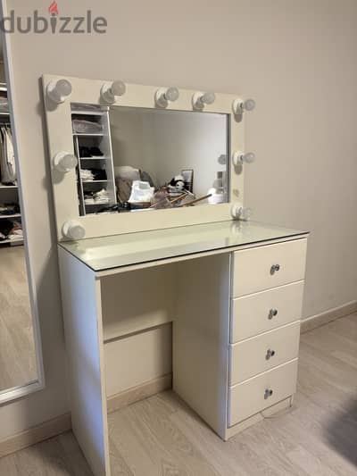 Elegant White Hollywood Vanity Makeup Table with LED Lights & Mirror