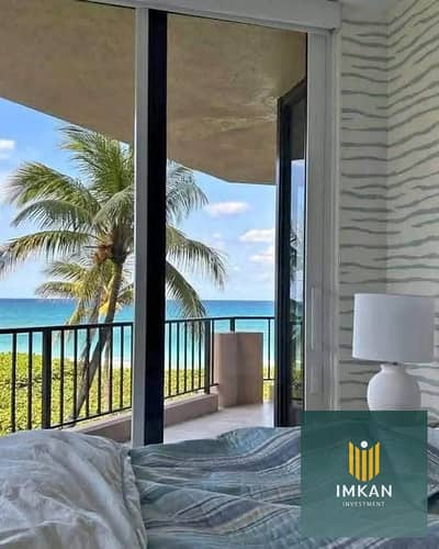 Fully finished **double-view chalet** overlooking the sea and lagoon for sale in **Glee North Coast**, close to New Alamein, with a special cash disco