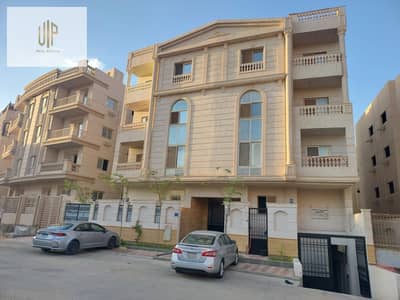 Duplex for sale in Al-Andalus 2 with private garden and near Hyde Park and Al-America