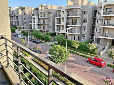 بخصم مميز ! شقه 126م فى كمبوند تاج سيتى taj city بسعر تنافسى لوكيشن مميز فى التجمع امام فندق جى دابليو ماريوت وبجوار كارفور من شركه مدينه مصر