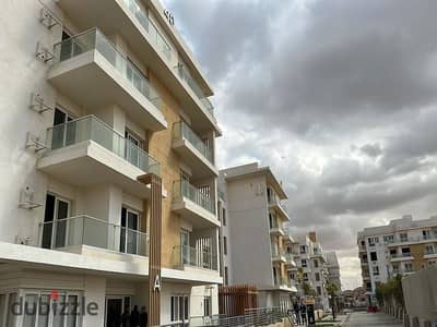 Resale Apartment for Sale with Garden and Immediate Delivery in Mountain View iCity, October