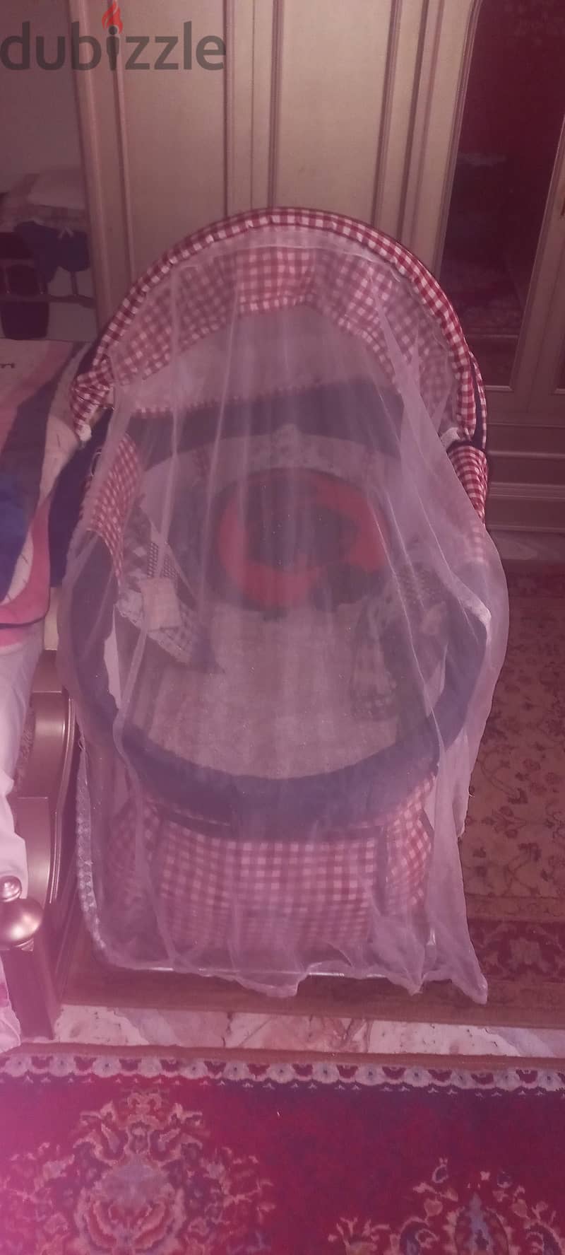 سرير اطفال 2