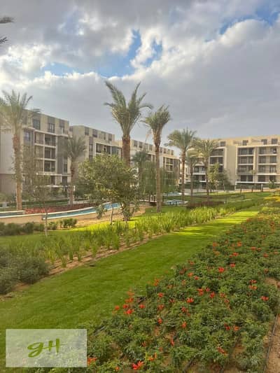 شقة للإيجار في فيفث سكوير – المراسم ١٧٨ متر علي لاندسكيب فيو بالمطبخ و التكييفات