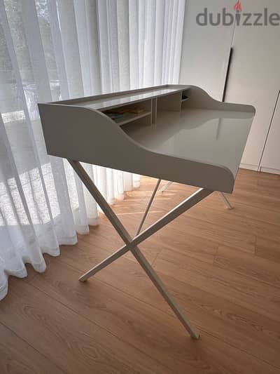 Ligne Roset Luxury Desk