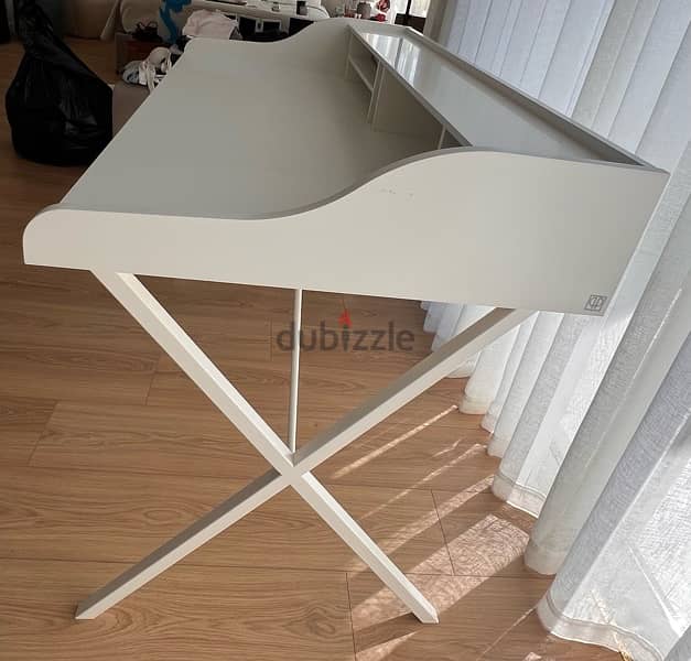 Ligne Roset Luxury Desk 2