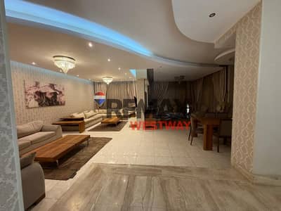 Twin house for sale in Greens compound 600 meters