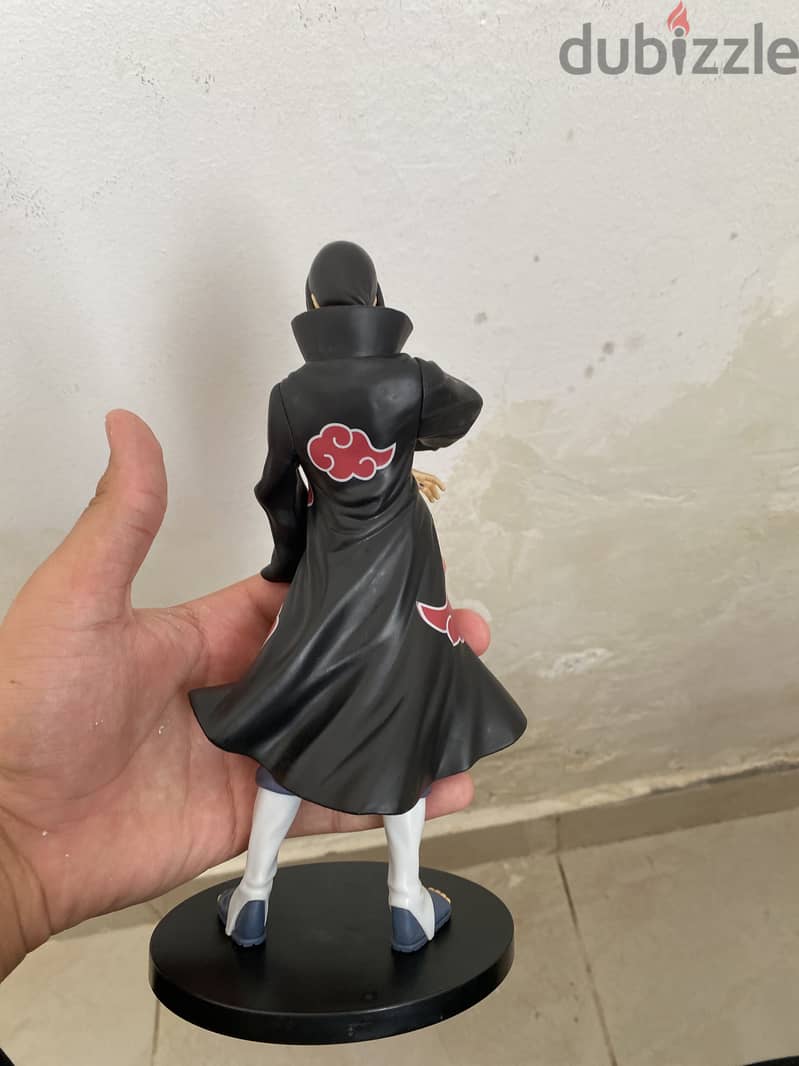 Itachi statue 1