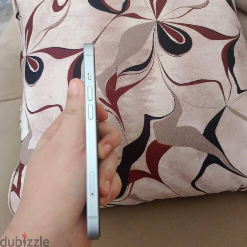 Apple - iPhone 15 2