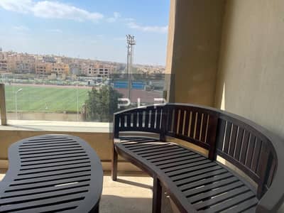 بنتهاوس مميز مفروش بالكامل مع روف للإيجار في ذا فيلدج بالم هيلز The Village Palm Hills