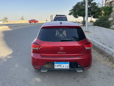 سيات إبيزا 2025