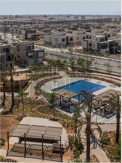 شقة بغرفتين نوم للبيع في كليو / مباشرة على البحيرة  Apartment for Sale in Cleo Palm hills new cairo