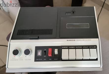 SANYO MR-402 – Vintage Cassette Tape Recorder – Made in Japanانتيك
