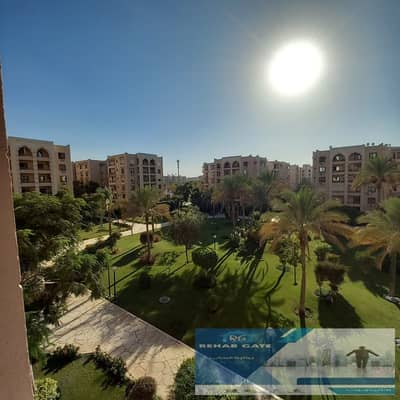 Apartment for rent in Al Rehab City Phase 5 | Area: 250 sqm | Custom interior finishes 4 bedrooms, 4 bathrooms Located next to Abu Bakr Al-Siddiq Mosq