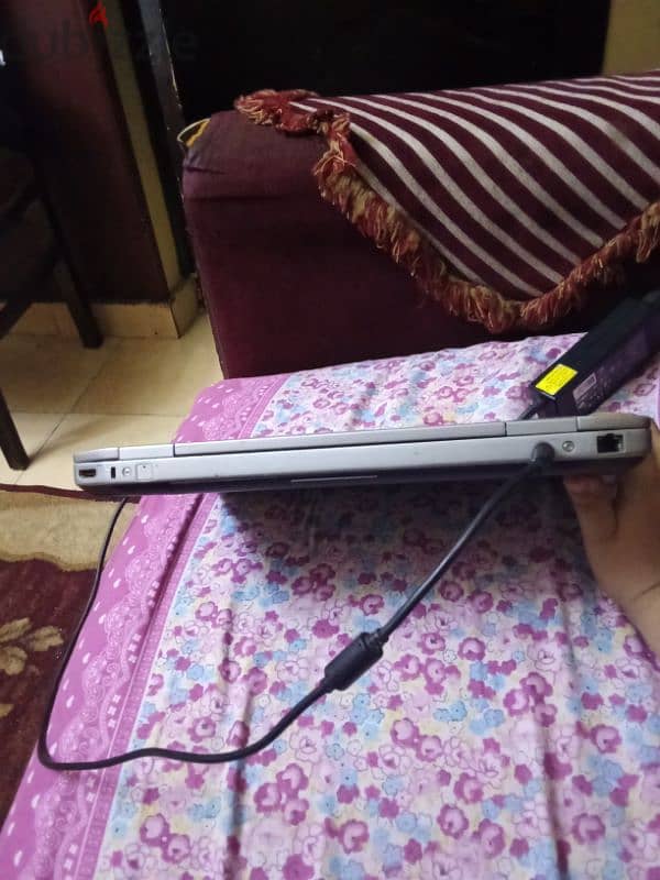 Dell latitude E6420 Laptop 8