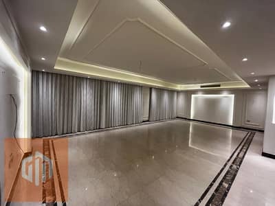Prime Luxury Villa for Rent kitchen & ACs in CFC Oriana 3, New Cairo's Fifth Settlement