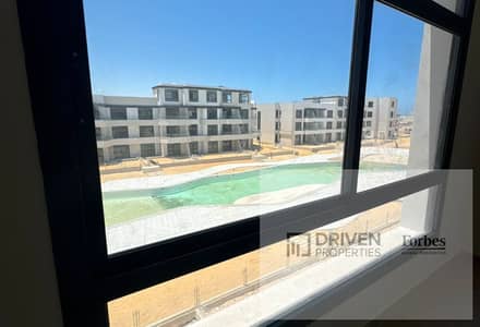 شاليه متشطب للبيع بالتقسيط في كمبوند جون سوديك راس الحكمة الساحل الشمالي  June Sodic Ras El Hekma North Coast