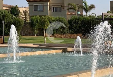 أقل سعر فيلا مستقلة فاخرة 405م تشطيب راقي نص مفروش للإيجار في بالم هيلز قطامية أكستنشن PK2