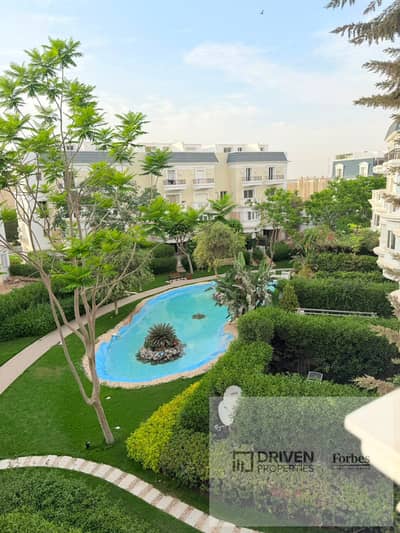Very Prime Location Ultra Super Lux iVilla Roof with Water Features View for Sale in Mountain View October Park 6th of October