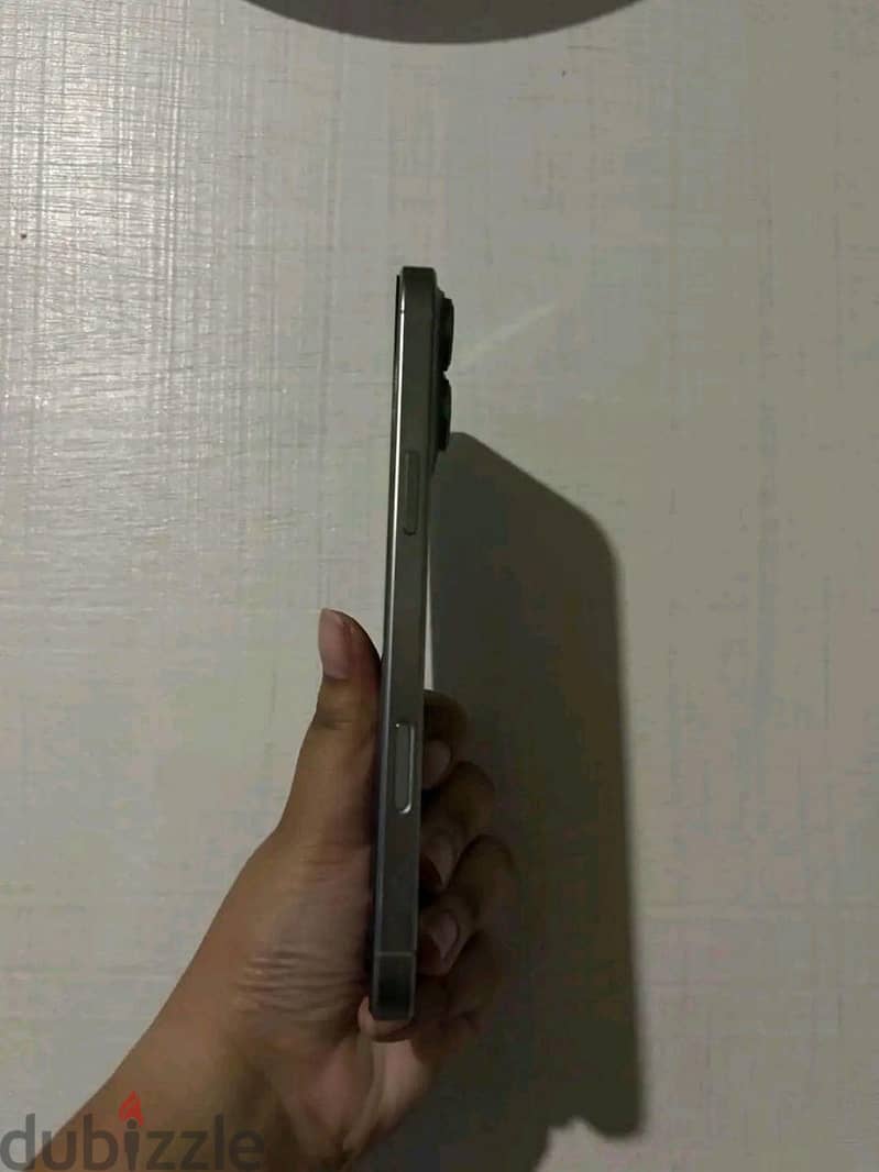 Apple - iPhone 16 Pro Max 2