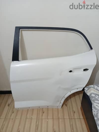 باب خلفي عربيه هونداي كريتا
