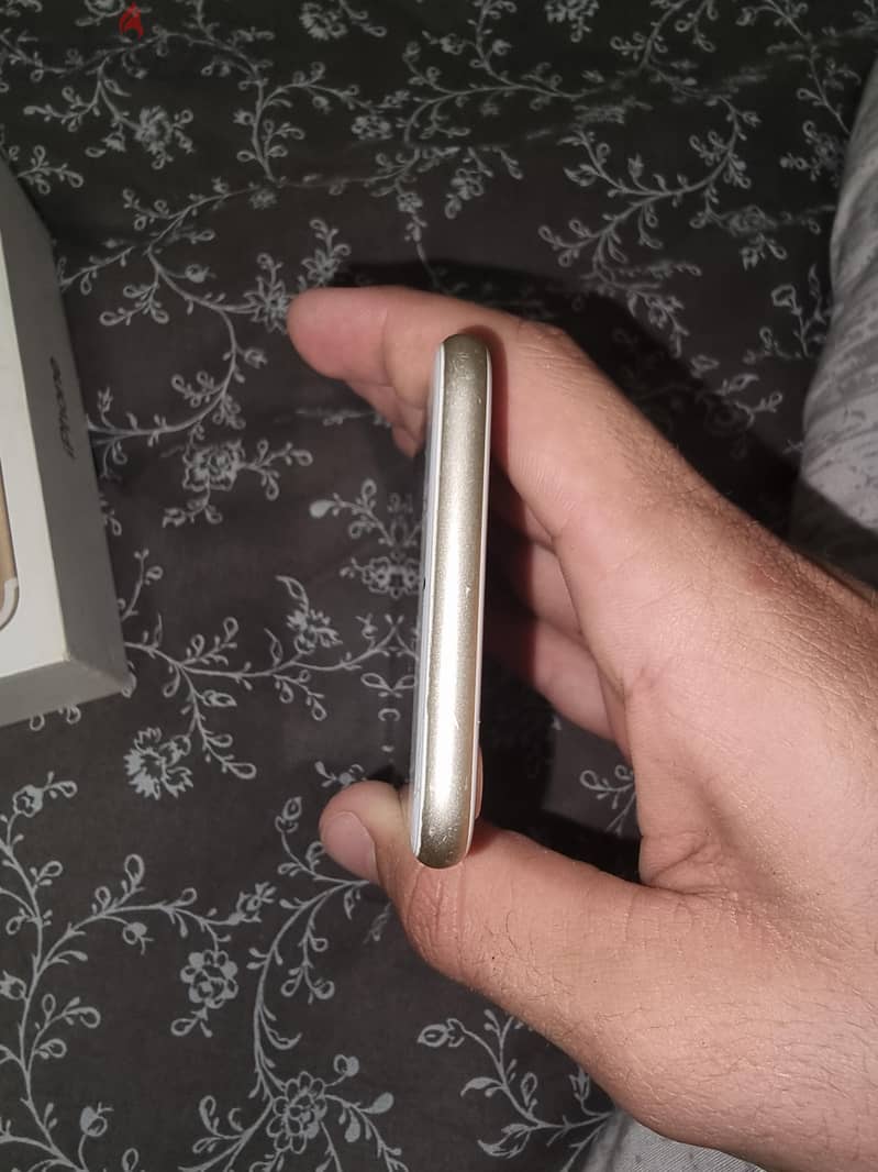 آبل - آيفون 7 1