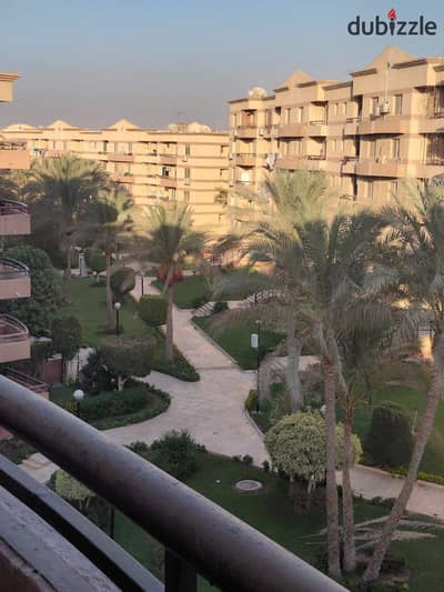 شقة للايجار فاضي 168 متر فيو جاردن بعض التشطيبات الخاصة قرب الخدمات ومول جيت واي والنادي الدور الرابع اسانسير في المرحلة الرابعة الرحاب Al Rehab
