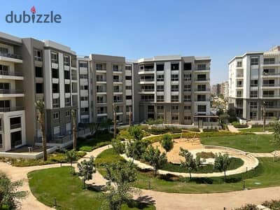 للبيع شقة ستوديو بالتقسيط علي 10 سنين في كمبوند هايد بارك التجمع الخامس  Studio apartment for sale in Hyde Park Compound, Fifth Settlement.