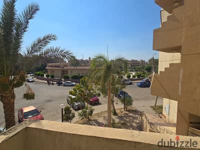 للبيع  بكمبوند بأوبرا سيتى بالشيخ زايد ١٢٢ متر   دور اول   اول سكن   فيو مميز جدا   على اكبر ميدان   المونيوم ممتاز   سقف ساقط   ارضيات HDF