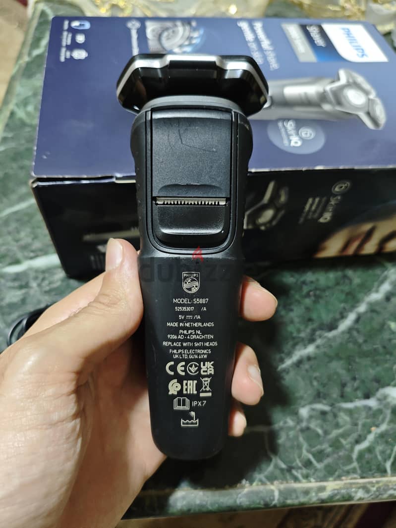 Phillips shaver series 5000 1