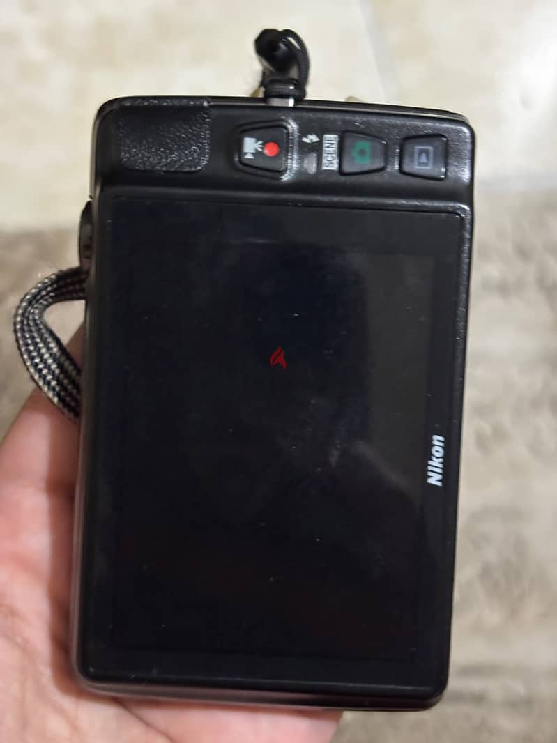 Nikon Digital Camera 6