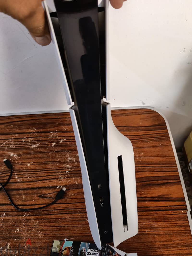 PS5 Slim CD version 8