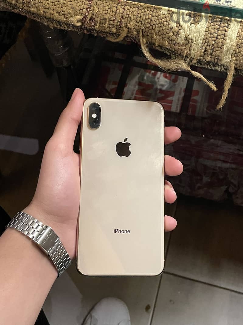 Apple - iPhone XS Max 1
