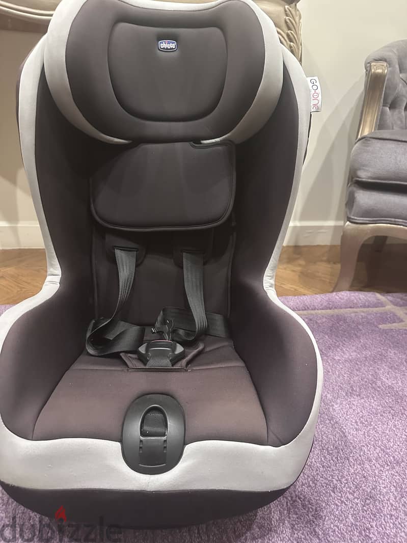 Chico stage 2 car seat 1
