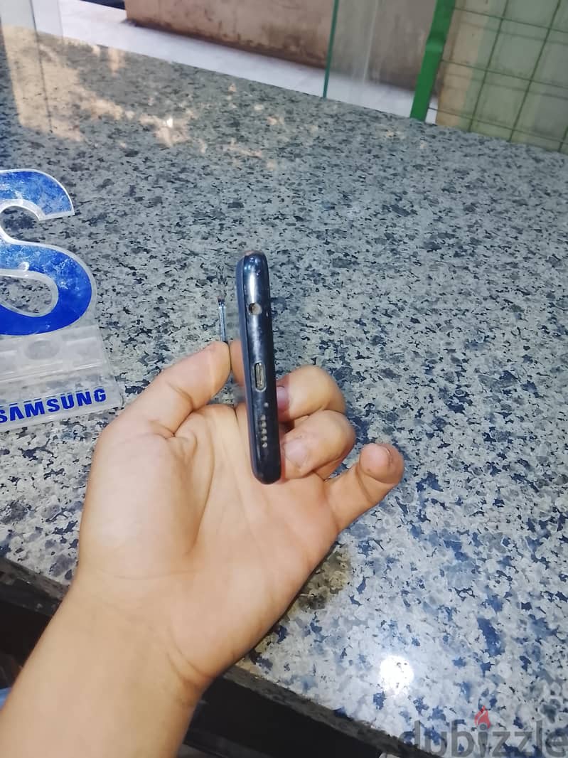 Xiaomi Poco X3 NFC 4