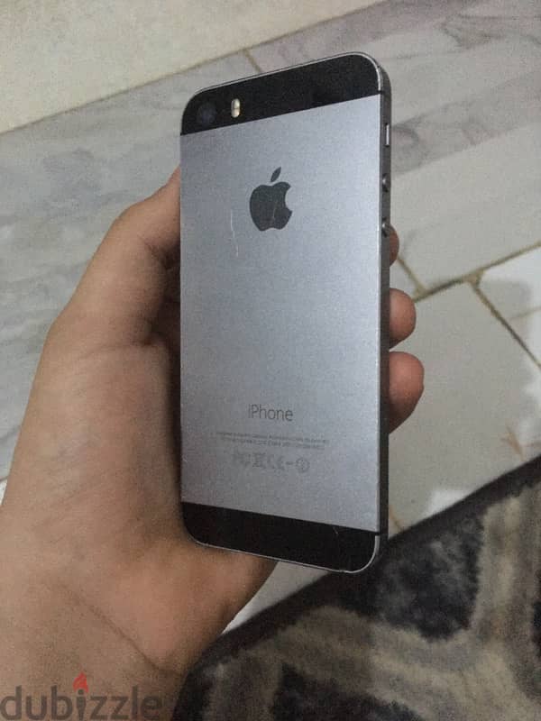 Apple- 5s 01140599330 1