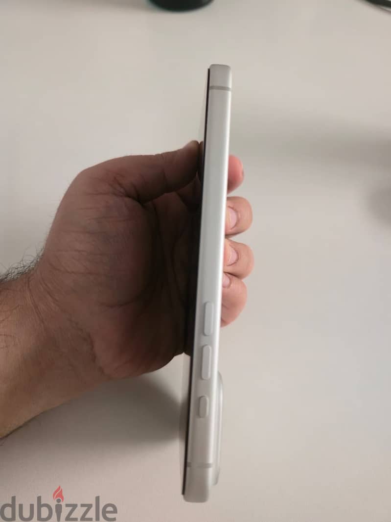 Apple - iPhone 17 Pro Max 4