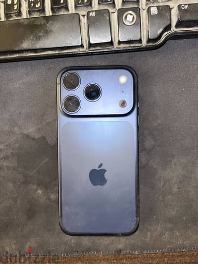 Apple - iPhone 17 Pro