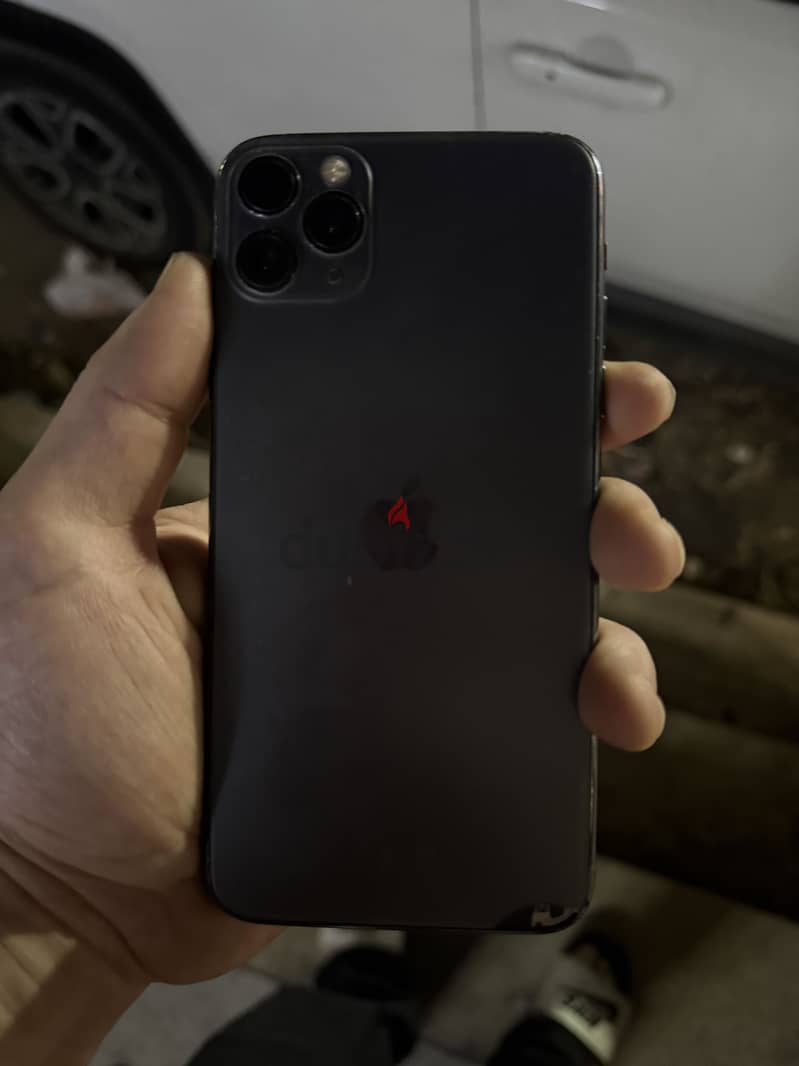 Apple - iPhone 11 Pro Max 3